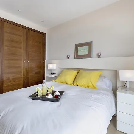 Apartment Seafront Duplex 200 M From Beach