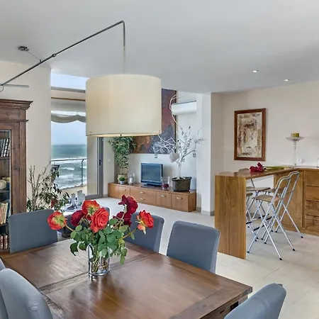 Apartment Seafront Duplex 200 M From Beach *