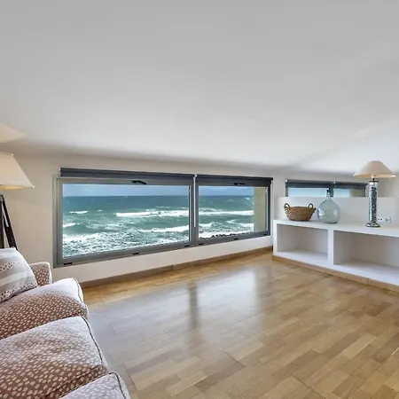 Apartment Seafront Duplex 200 M From Beach *