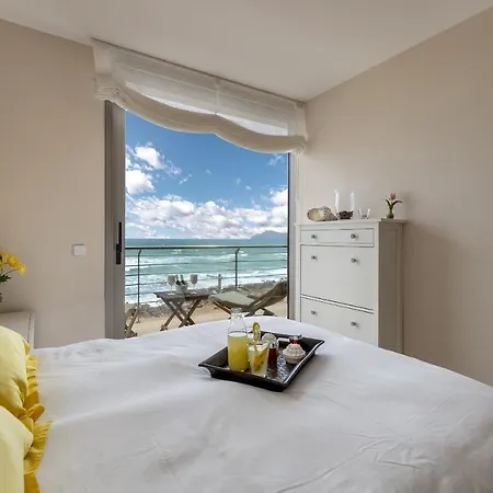 Seafront Duplex 200 M From Beach